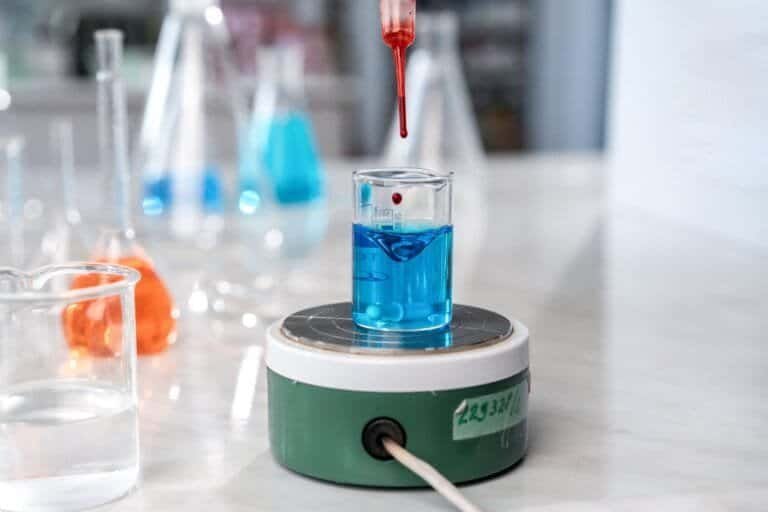 What Is in Bacteriostatic Water? Ingredients Explained