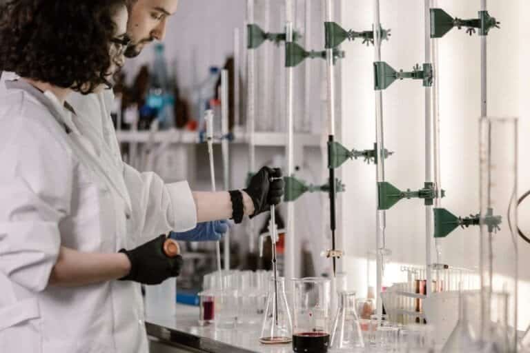 How Does Bacteriostatic Water Work? Mechanism Explained